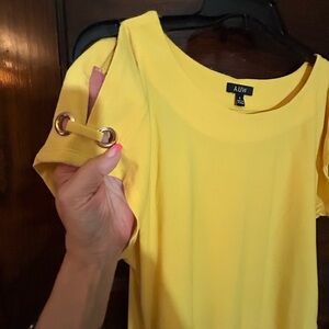 AUW Yellow Short Sleeve Cut Out Blouse
